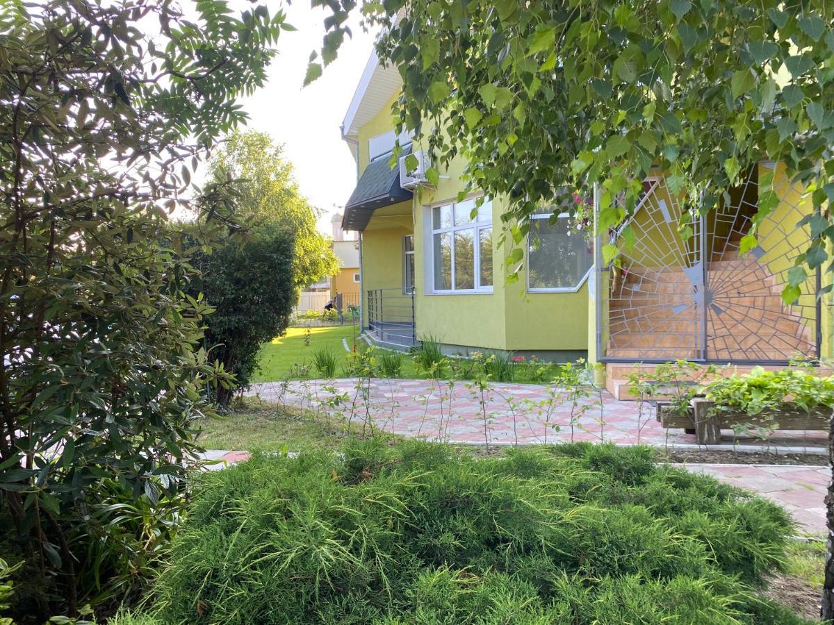 Apartament Авіа Użhorod Zewnętrze zdjęcie