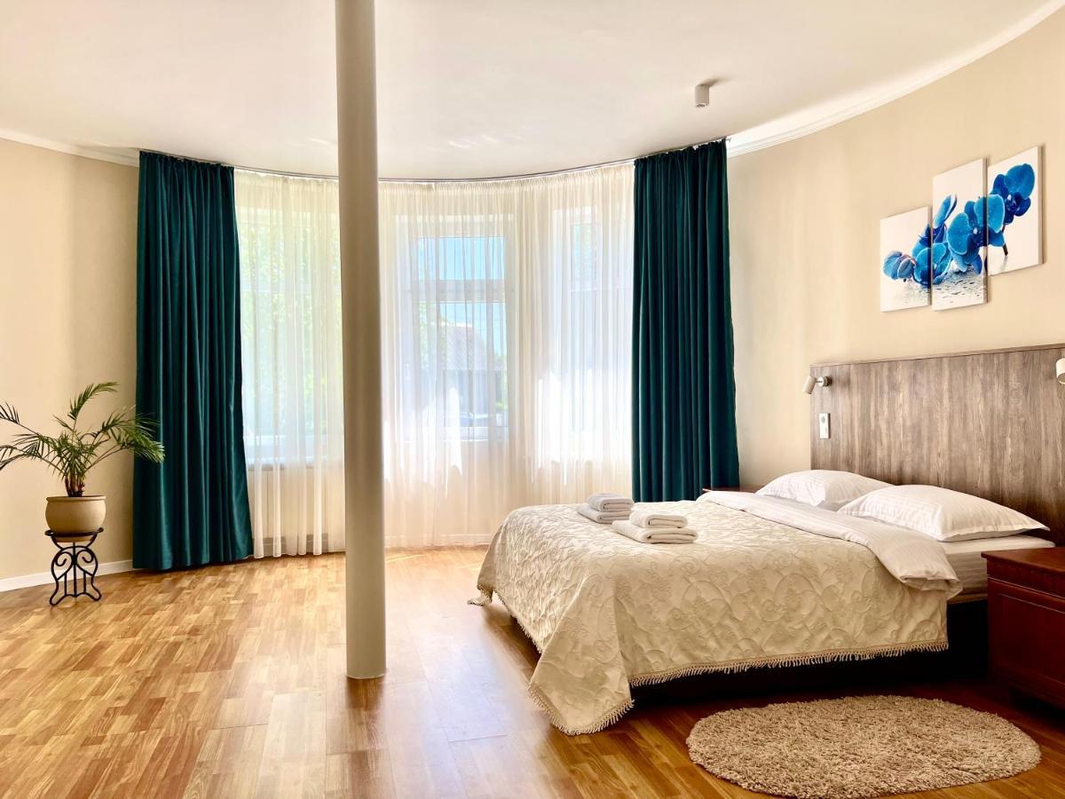 Apartament Авіа Użhorod Zewnętrze zdjęcie