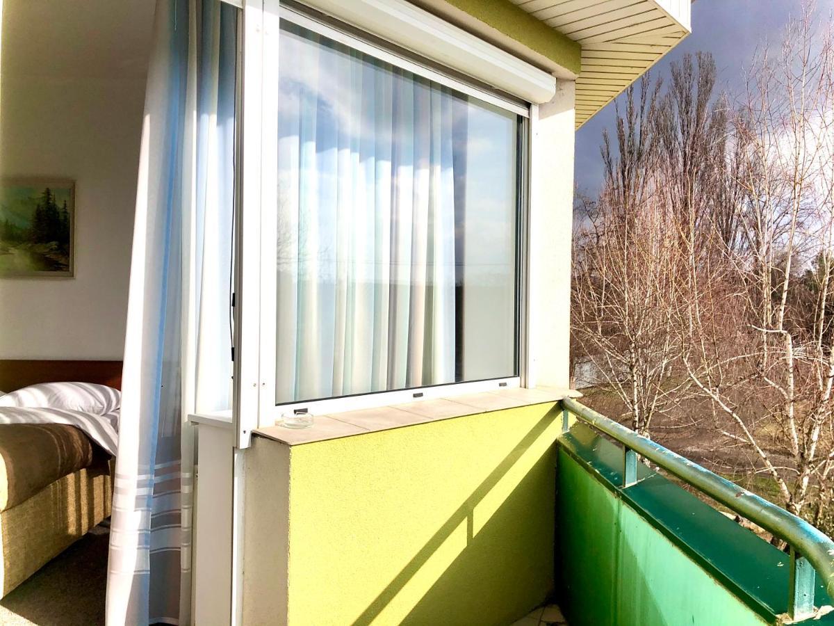 Apartament Авіа Użhorod Zewnętrze zdjęcie