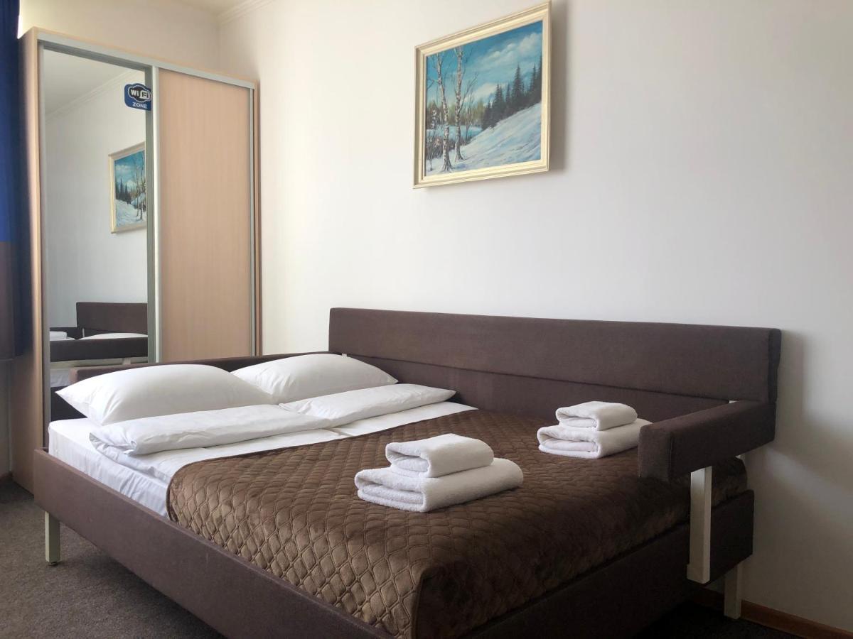 Apartament Авіа Użhorod Zewnętrze zdjęcie